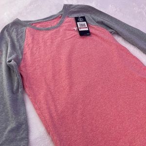 Under Armour Women’s XS Loose Shirt